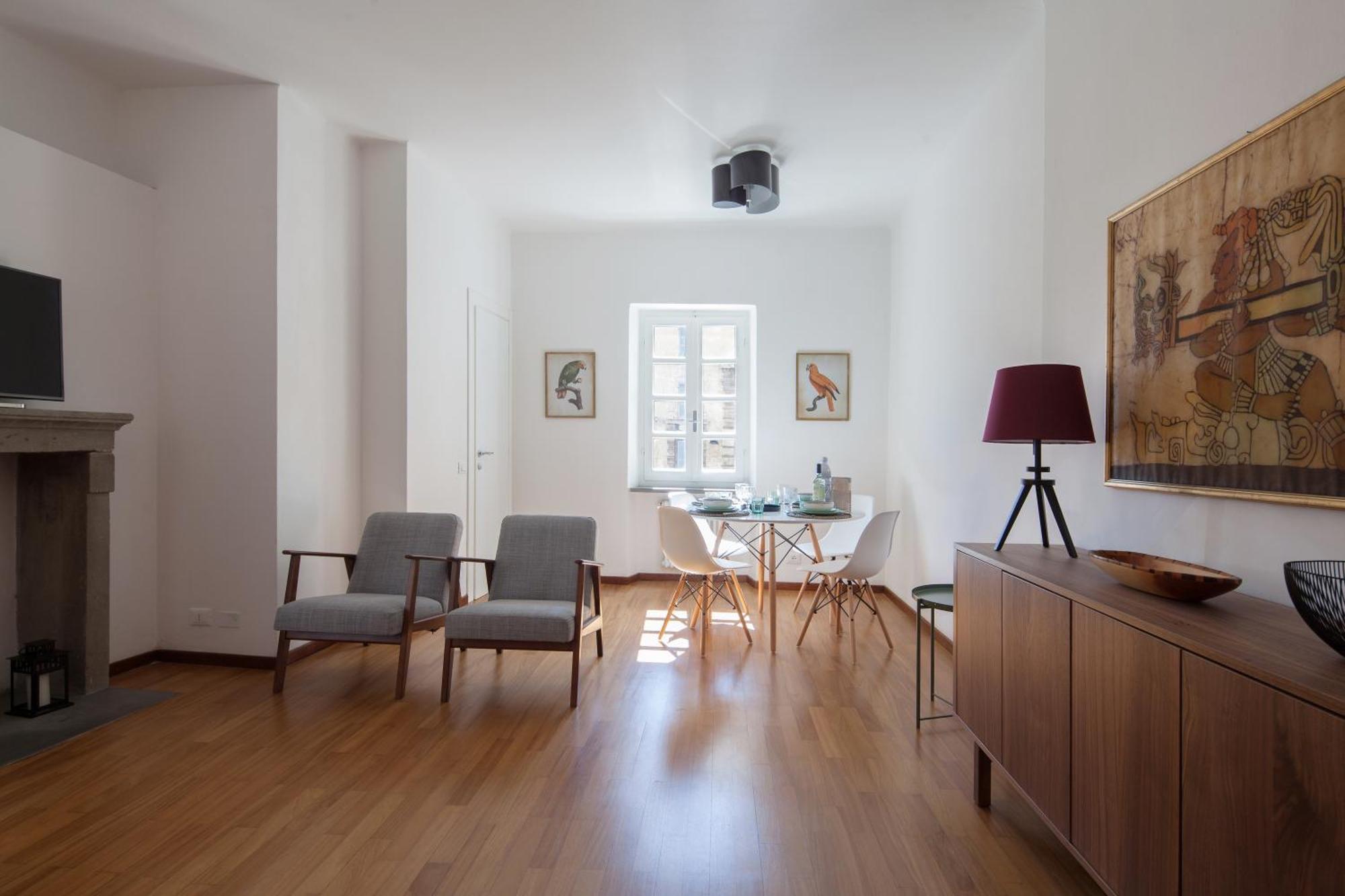 Vicolo Apartment, Pedestrian Centre, 2Bdr, 2,5 Bth, Aircondo, Private Parking, Easy To Train And Ferries, City Life Специя Экстерьер фото